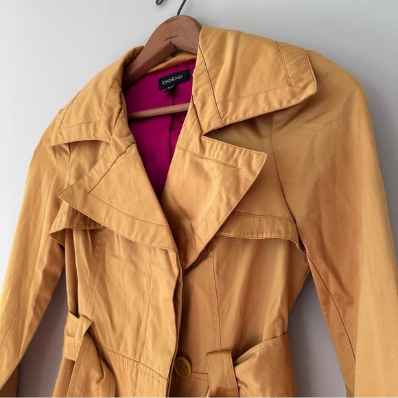 Bebe Retro Yellow Gold Mini Button Front Trench Coat w/ Hot Pink Lining Size XS - Picture 2 of 12